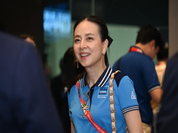 Phong cách lãnh đạo khác biệt và nhân văn