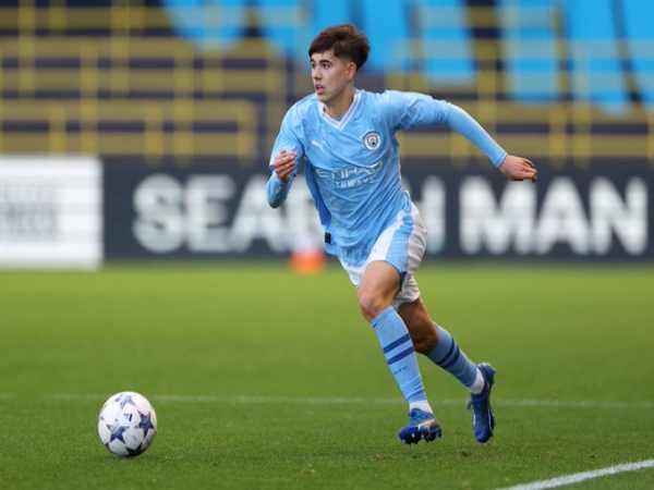 Top hậu vệ trẻ Man City đáng kỳ vọng trong tương lai